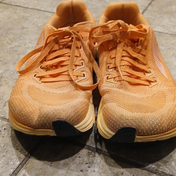 ALTRA Women's Escalante 3 Running Shoes Sz 9 EUC Sneakers Wide Toe Box - Picture 4 of 10